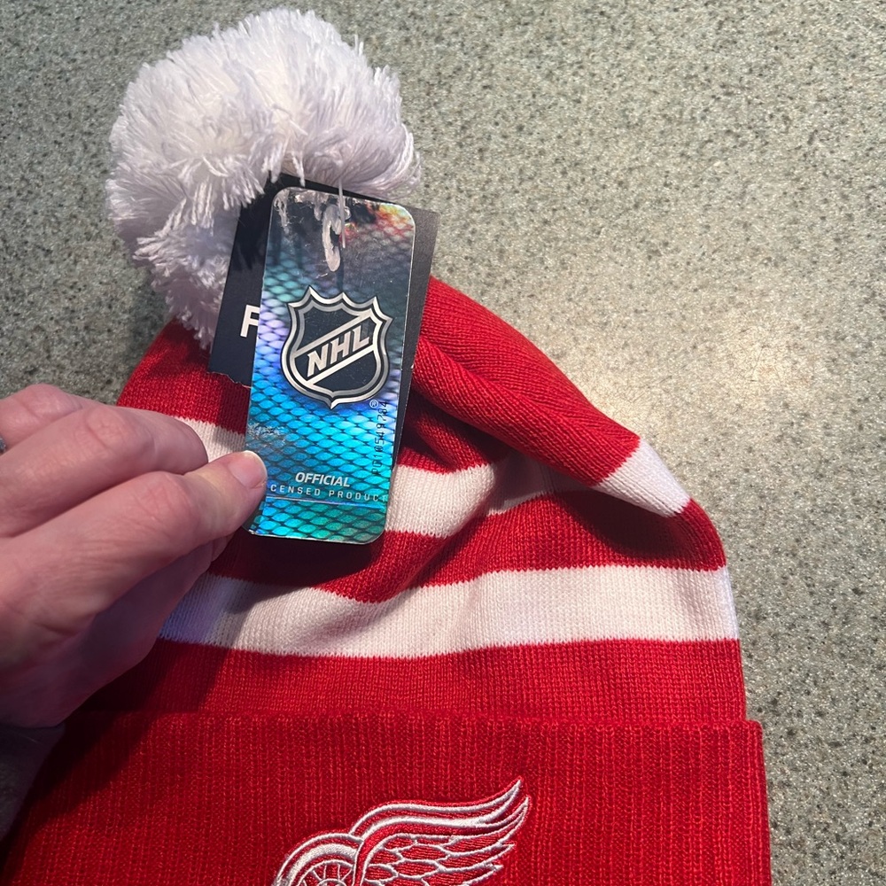Red and White Pom-Pom Beanie-Detroit Redwings. Adult size - Picture 2 of 2